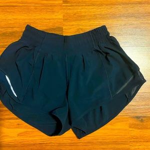 Lululemon Hotty Hot size 2